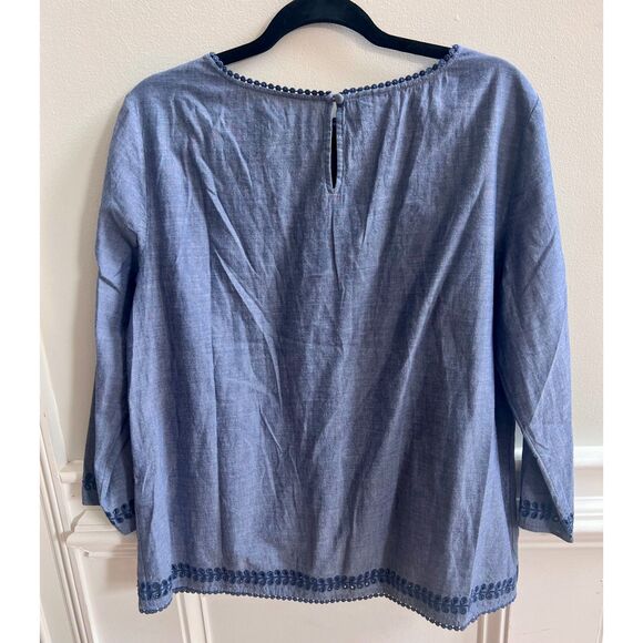 Low Price! Talbots Chambray Blue Embroidered Top – Size Large - Picture 2 of 5